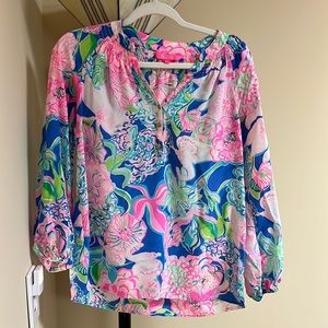 Lily Pulitzer Elsa Top. Size XS. Good Used Condition.